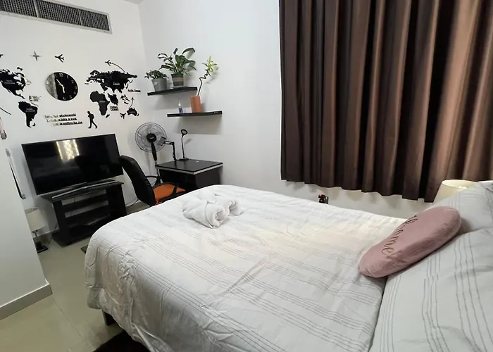 Deluxe King Studio